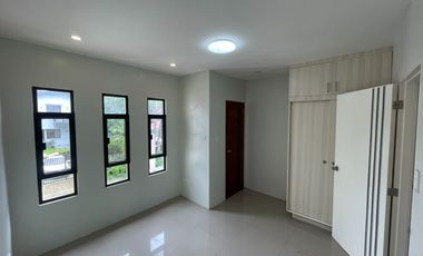For Sale! 3 Bedroom Townhouse unit in Bankers Village, North Caloocan City