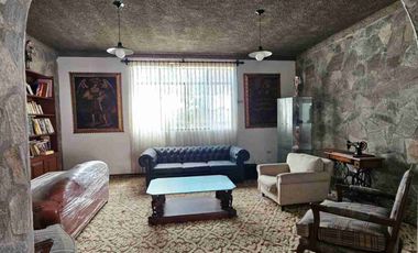 ALQUILER DE AMPLIA CASA EN CAÑETE