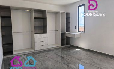 CASA EN VENTA CON JARDIN INTERIOR, EN ESQUINA. PACHUQUILLA, HGO.