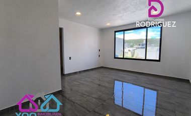 CASA EN VENTA CON JARDIN INTERIOR, EN ESQUINA. PACHUQUILLA, HGO.