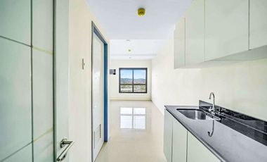 Bright Studio Apartment with Stunning City Views in Mandaue City