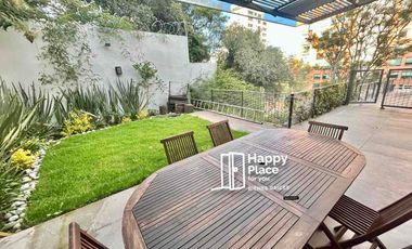 Renta Casa Amueblada Hacienda de las Palmas, Interlomas con  terraza y jardín privado