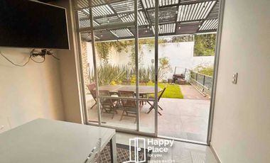 Renta Casa Amueblada Hacienda de las Palmas, Interlomas con  terraza y jardín privado