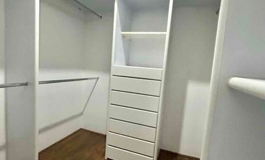 Renta Casa Amueblada Hacienda de las Palmas, Interlomas con  terraza y jardín privado