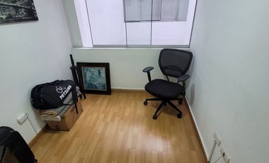 Se vende lindo Triplex en Santiago de Surco – Frente a Parque–  Calle Pedro de Candia cdra. 1