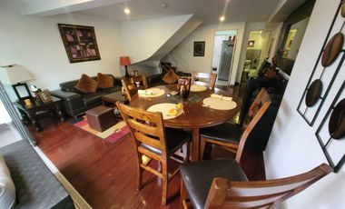 Se vende lindo Triplex en Santiago de Surco – Frente a Parque–  Calle Pedro de Candia cdra. 1