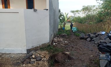 60 M2 Tanah Datar View Bagus Siap Bangun Dekat Kantor Desa Cilame, Bandung Barat.