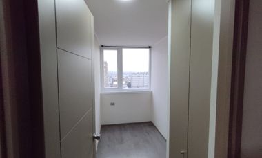 Dpto 2D-1B con estacionamiento cerca Metro Lo Ovalle