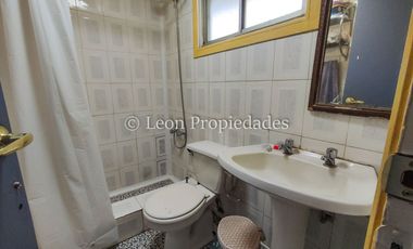 Leon Propiedades vende sitio con 3 casas a orillas de Ruta 68