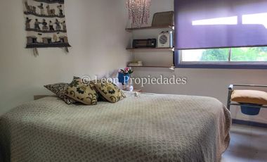 Leon Propiedades vende sitio con 3 casas a orillas de Ruta 68