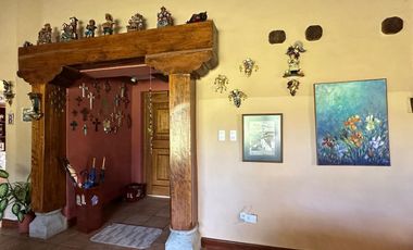 HERMOSA CASA RÚSTICA DE VENTA EN TUMBACO!!  UNA SOLA PLANTA!!