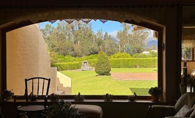 HERMOSA CASA RÚSTICA DE VENTA EN TUMBACO!!  UNA SOLA PLANTA!!