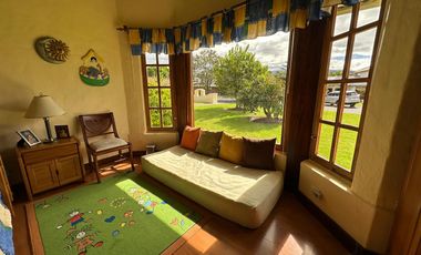 HERMOSA CASA RÚSTICA DE VENTA EN TUMBACO!!  UNA SOLA PLANTA!!