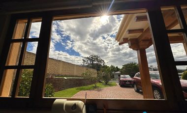 HERMOSA CASA RÚSTICA DE VENTA EN TUMBACO!!  UNA SOLA PLANTA!!