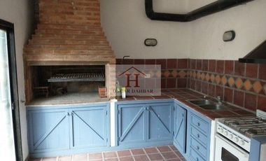 Casa en PH amplia superficie y buen diseño