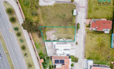 TERRENO DE VENTA- Puertas de Hierro, Challuabamba, Cuenca