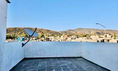 SE VENDE CASA AMPLIA EN PACHUQILLA