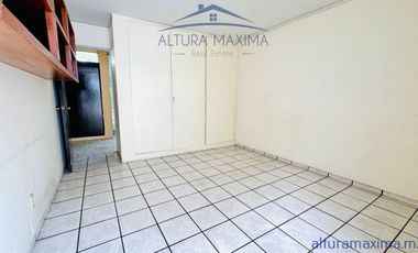 Casa Una Planta en Renta Ladron de Guevara 4 Rec Ideal Oficinas Consultorios