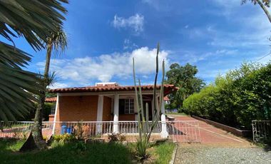 SE ARRIENDA CASA CAMPESTRE EN ARMENIA