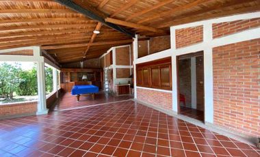 SE ARRIENDA CASA CAMPESTRE EN ARMENIA