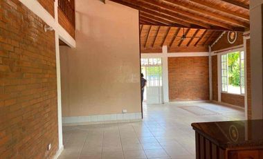 SE ARRIENDA CASA CAMPESTRE EN ARMENIA