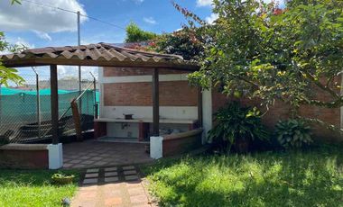 SE ARRIENDA CASA CAMPESTRE EN ARMENIA