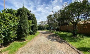 SE ARRIENDA CASA CAMPESTRE EN ARMENIA