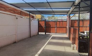 Arriendo oportunidad única casa con tinaja y horno de barro Peñablanca