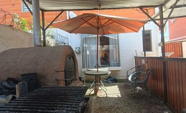 Arriendo oportunidad única casa con tinaja y horno de barro Peñablanca