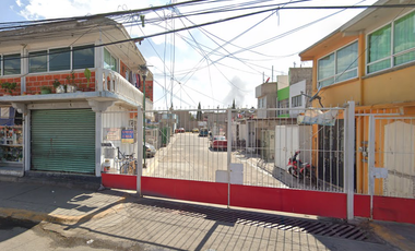 CASA DE RECUPERACIÓN BANCARIA EN CTO. DE MIRAMONTES, FRACC.REAL DE COSTITLAN I, CHICOLOAPAN, EDO MEX. ¡NO SE ACEPTAN CRÉDITOS!