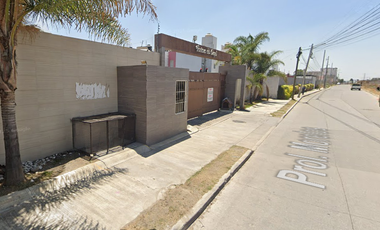 Casa en venta en Prolongacion Morelos 1325 Fraccionamiento Ventana Del Ángel, Prolongación Morelos, San Juan Cuautlancingo, Puebla, México