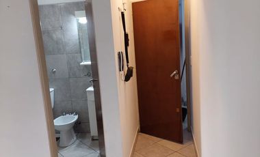 Venta de Monoambiente con balcón de frente