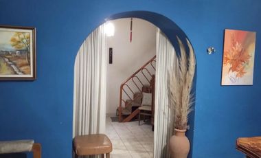 Venta - Casa 3 Dormitorios - Rosario