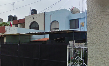 EXCELENTE OPORTUNIDAD DE ADQUIRIR ESTE INMUEBLE A UN PRECIO ACCESIBLE!!