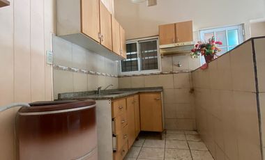 Venta de casa de 2 dormitorios en Barrio Industrial