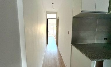 Venta - Departamento 1 dormitorio - Al frente con balcón terraza - A estrenar - Centro - Rosario