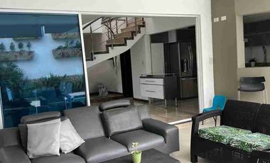 Alquilo casa Amoblada