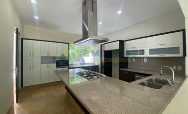 CASA en RENTA en CLUB de GOLF TRES MARÍAS