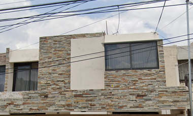 CASA A LA VENTA EN VALLE DORADO, TLALNEPANTLA, MEXICO, REMATE