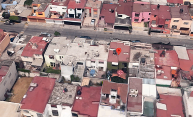 CASA A LA VENTA EN VALLE DORADO, TLALNEPANTLA, MEXICO, REMATE