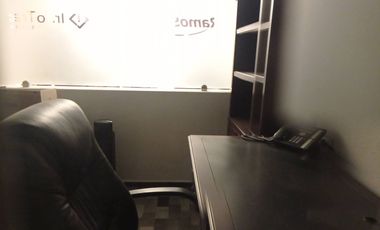 VENDO CASA IDEAL PARA OFICINAS, CONSULTORIOS, ESCUELA O COMO VIVIENDA EN LA ENTRADA A EL FRACCIONAMIENTO IZCALI ECATEPEC SAN CRISTOBAL CENTRO