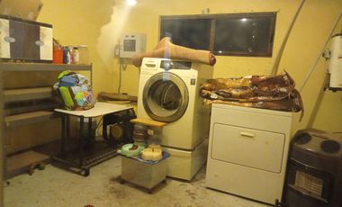 VENDO CASA IDEAL PARA OFICINAS, CONSULTORIOS, ESCUELA O COMO VIVIENDA EN LA ENTRADA A EL FRACCIONAMIENTO IZCALI ECATEPEC SAN CRISTOBAL CENTRO