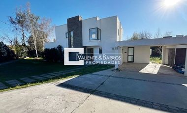 CASA EN VENTA EN LOMAS DE NOGALES MACHALI