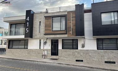 Casa de venta en Otavalo sector Monserrath, 6 departamentos