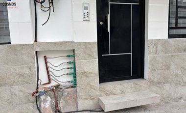 Casa de venta en Otavalo sector Monserrath, 6 departamentos