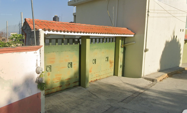 CASA CON EXCELENTE OPORTUNIDAD DE MEJORAR TU PATRIMONIO!!