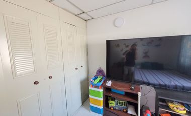 SE VENDE CASA EN VIA PRINCIPAL DE CORALES.