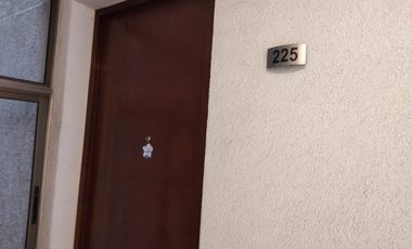 1 DORMITORIO CON ESTACIONAMIENTO METRO SANTA LUCIA