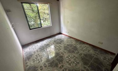 vendo apartamento de 2 alcobas  piso 3 en parque belen rincon