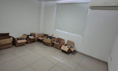 Departamento en Alquiler en los Ceibos,  3 Habitaciones, 2 Baños, Garaje, Norte de Guayaquil.